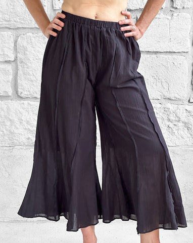 'Breezy Flared Pants' - Black